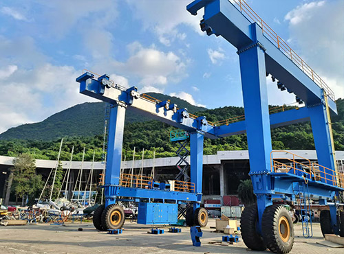 Boat Lifting Gantry Crane