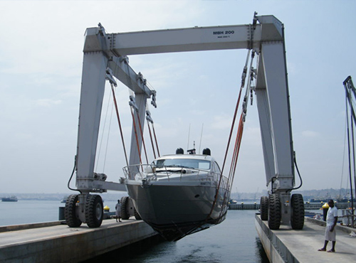 Boat Lifting Gantry Crane